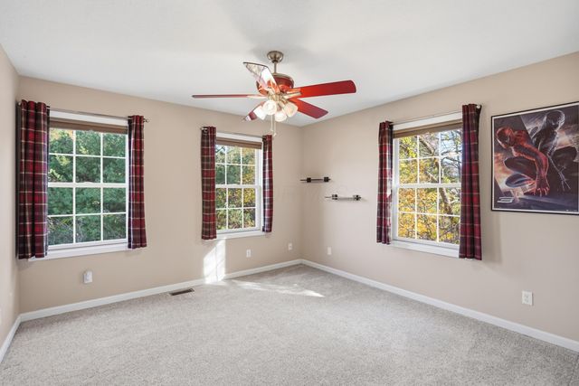 5180 Pine Valley Drive, Zanesville, OH 43701