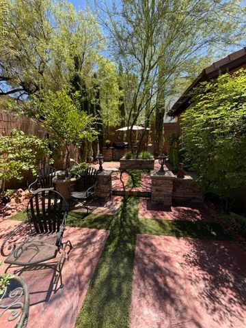 100 South Ring Dove Drive, Las Vegas, NV 89144