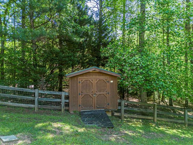 392 Oak Hills Drive, Morganton, GA 30560