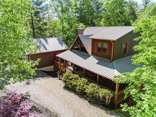 392 Oak Hills Drive, Morganton, GA 30560
