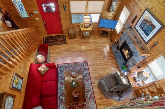 392 Oak Hills Drive, Morganton, GA 30560