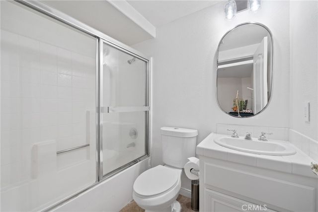 18723 Chapel Lane, Huntington Beach, CA 92646