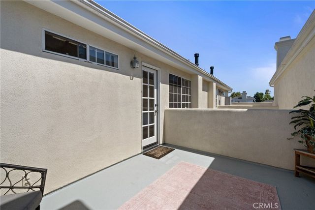 18723 Chapel Lane, Huntington Beach, CA 92646