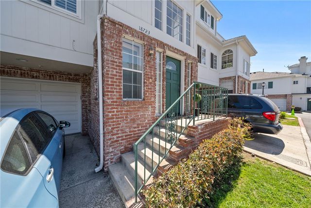 18723 Chapel Lane, Huntington Beach, CA 92646