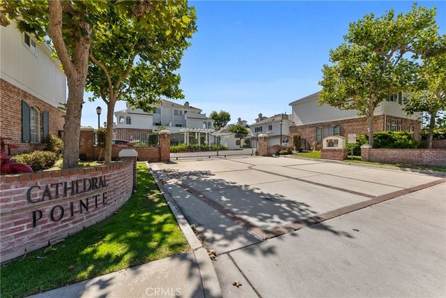18723 Chapel Lane, Huntington Beach, CA 92646