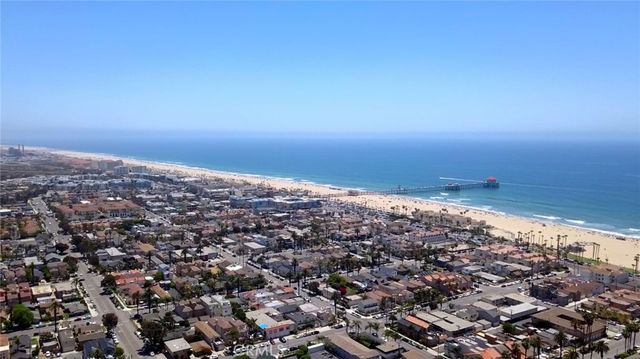 18723 Chapel Lane, Huntington Beach, CA 92646