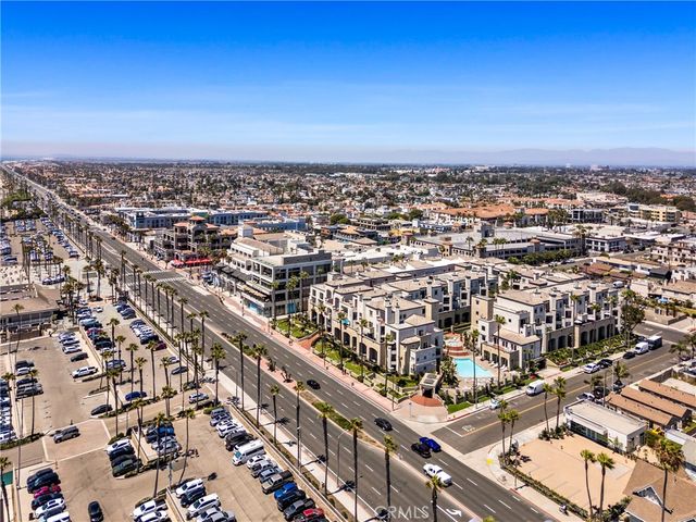 18723 Chapel Lane, Huntington Beach, CA 92646