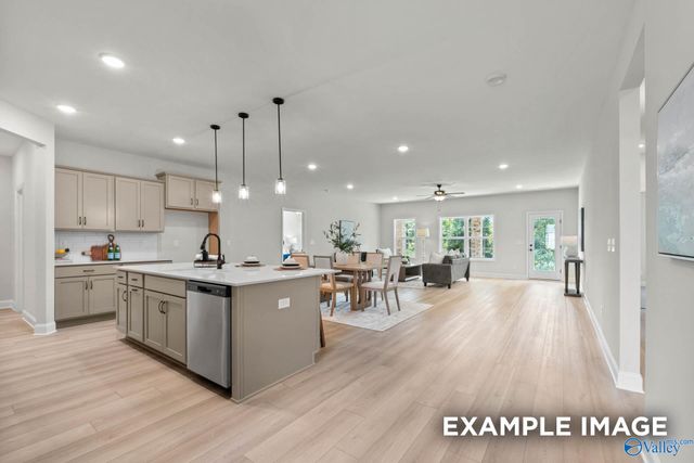 3113 Lisa Lane SE, Decatur, AL 35603