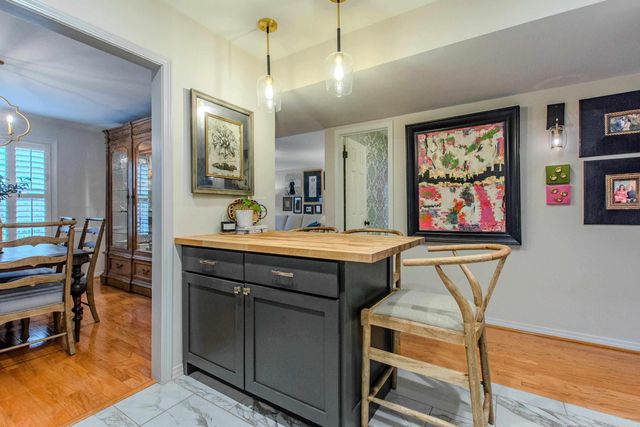 123 Cambridge Place Drive, Little Rock, AR 72227