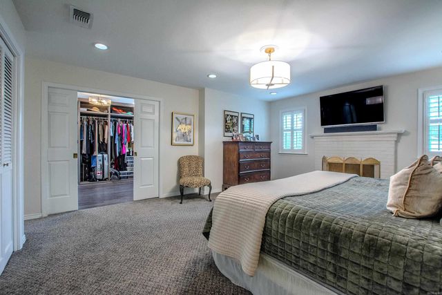 123 Cambridge Place Drive, Little Rock, AR 72227