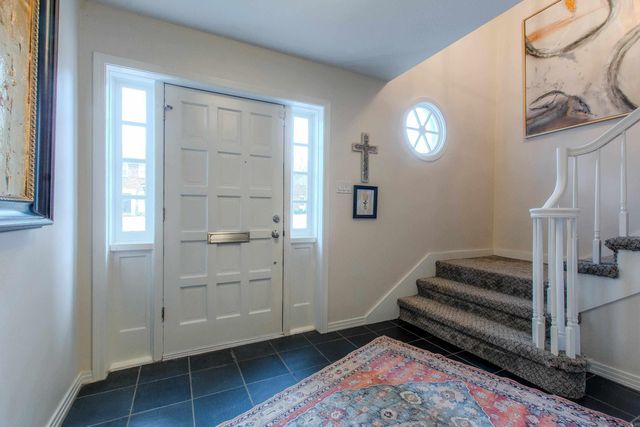 123 Cambridge Place Drive, Little Rock, AR 72227