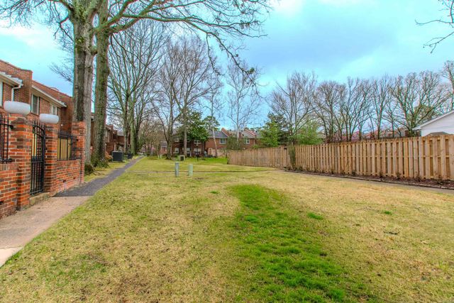 123 Cambridge Place Drive, Little Rock, AR 72227