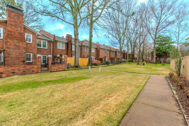 123 Cambridge Place Drive, Little Rock, AR 72227