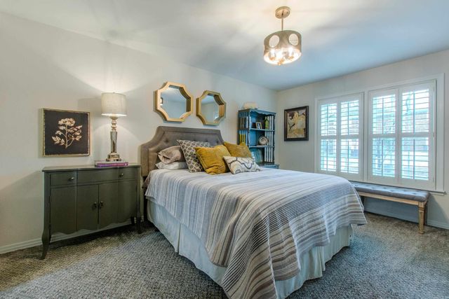 123 Cambridge Place Drive, Little Rock, AR 72227