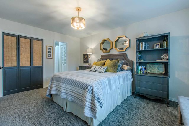 123 Cambridge Place Drive, Little Rock, AR 72227