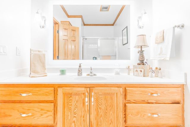 1300 N Locust Street, Newark, AR 72562