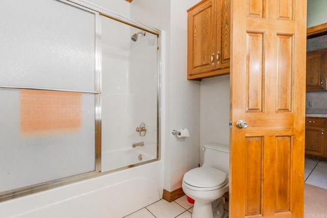 1300 N Locust Street, Newark, AR 72562