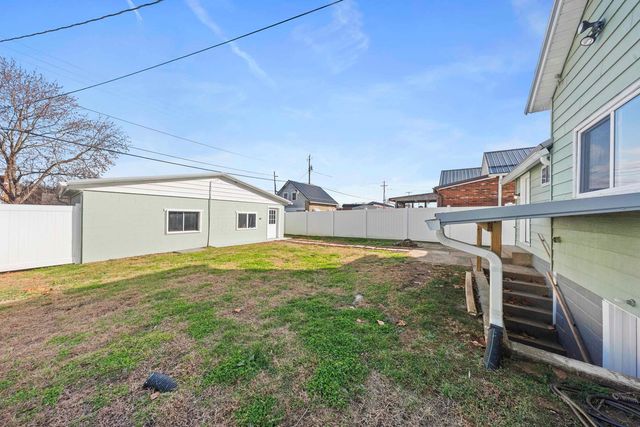 1913 S 4th street, Ironton, OH 45638