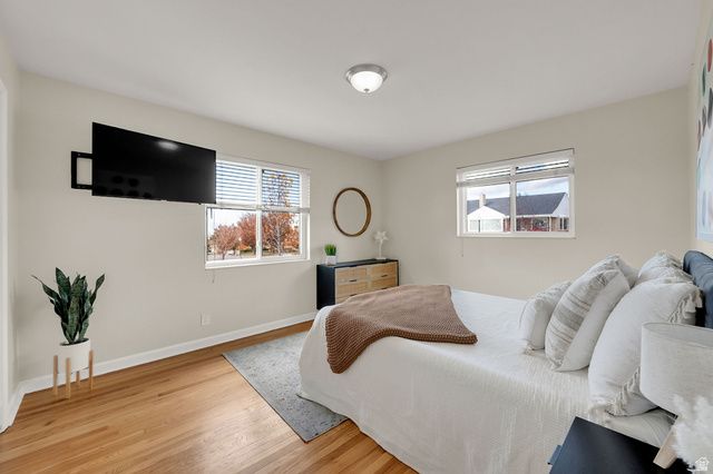 2402 E BEACON DR, Salt Lake City, UT 84108