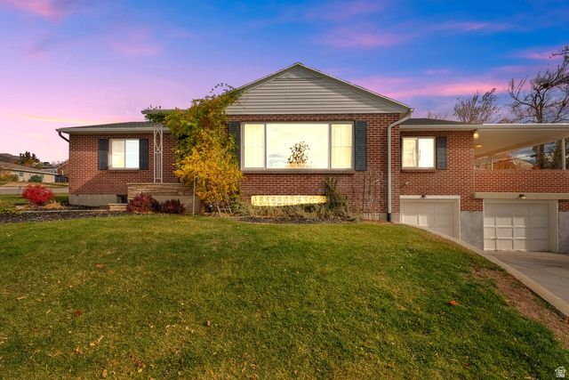 2402 E BEACON DR, Salt Lake City, UT 84108