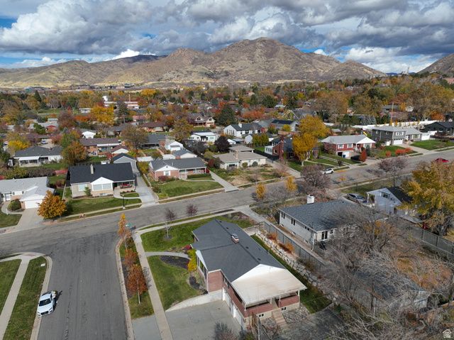 2402 E BEACON DR, Salt Lake City, UT 84108