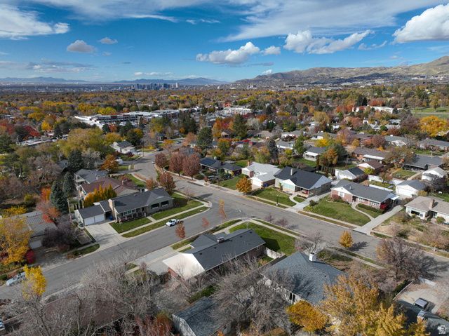 2402 E BEACON DR, Salt Lake City, UT 84108
