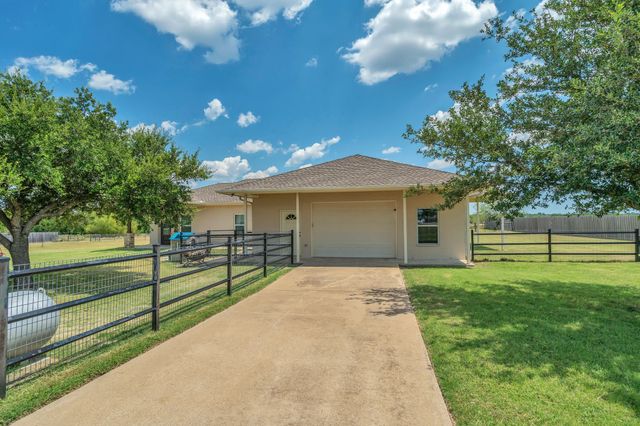 13025 Shadow Brook Court, Terrell, TX 75160
