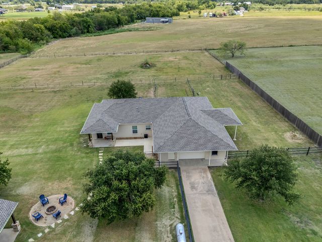 13025 Shadow Brook Court, Terrell, TX 75160