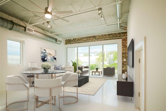 1413 NE 5th Avenue 1, Fort Lauderdale, FL 33304