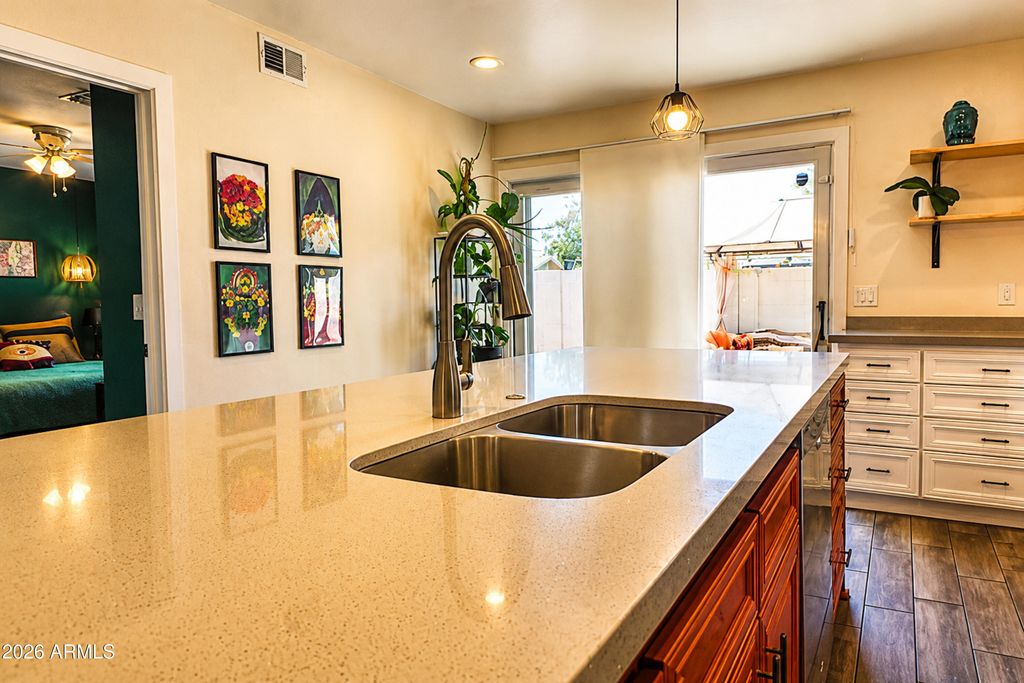 Image 18 of property listing at 4101 E PIERCE Street, Phoenix, AZ 85008