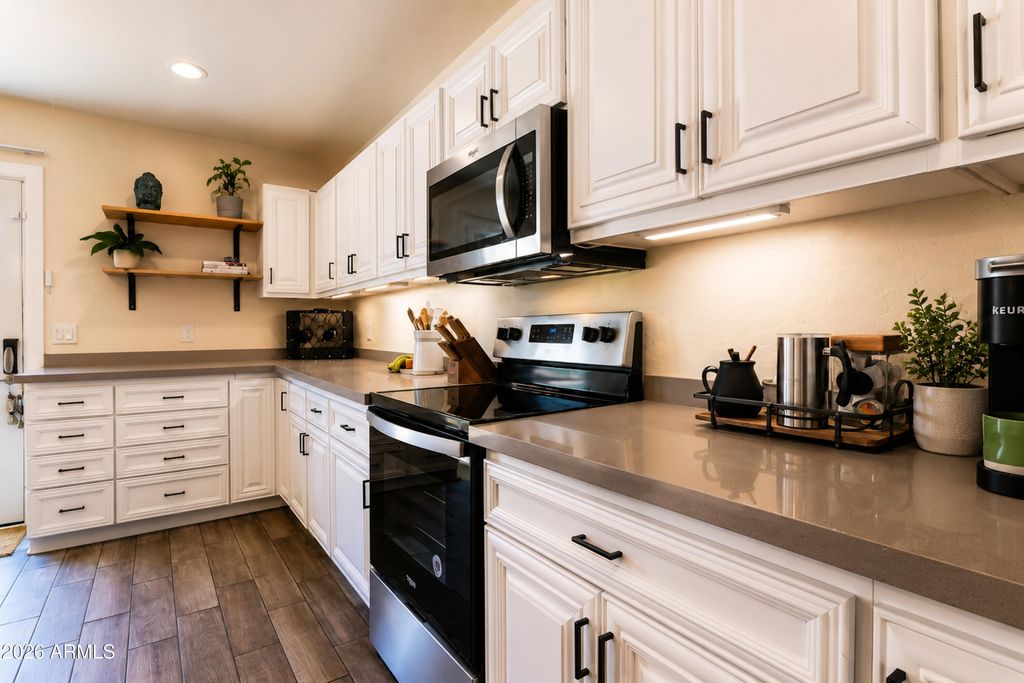 Image 19 of property listing at 4101 E PIERCE Street, Phoenix, AZ 85008