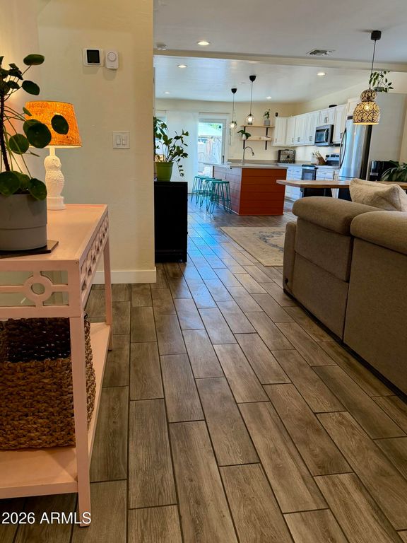 Image 28 of property listing at 4101 E PIERCE Street, Phoenix, AZ 85008
