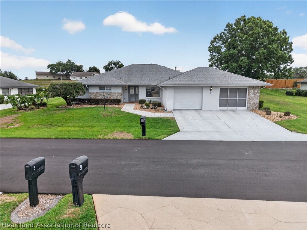 10 Crestview Court S, Lake Placid, FL 33852