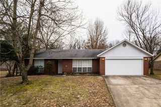 2347 E Kantz Lane, Fayetteville, AR 72703