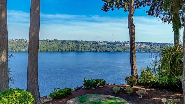 3319 9th Ave Ct NW, Gig Harbor, WA 98335