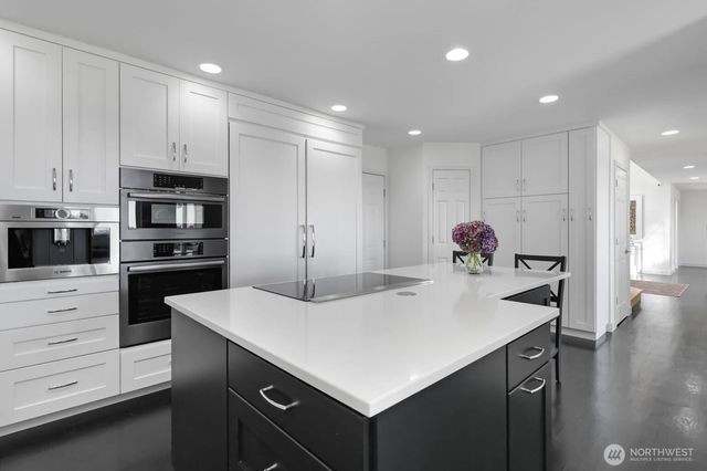3319 9th Ave Ct NW, Gig Harbor, WA 98335