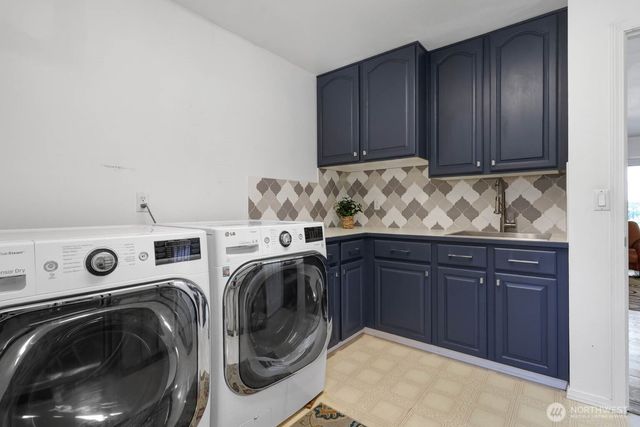 3319 9th Ave Ct NW, Gig Harbor, WA 98335