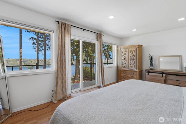3319 9th Ave Ct NW, Gig Harbor, WA 98335