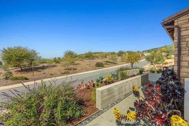 863 Pearl Drive, San Marcos, CA 92078