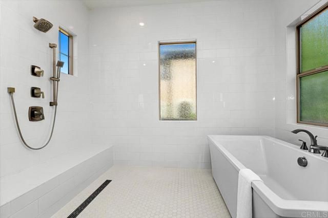 863 Pearl Drive, San Marcos, CA 92078