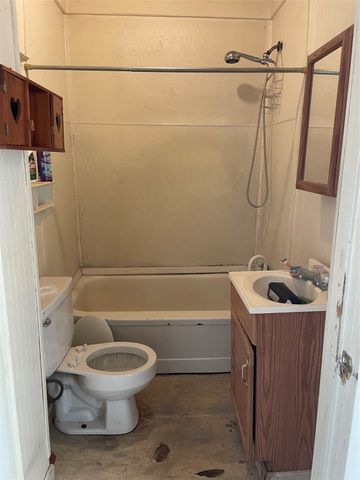 604 S Lee Street, Valley View, TX 76272