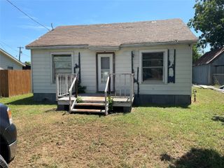 604 S Lee Street, Valley View, TX 76272