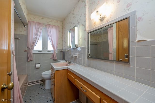 5903 Warwick Drive, Parma, OH 44129