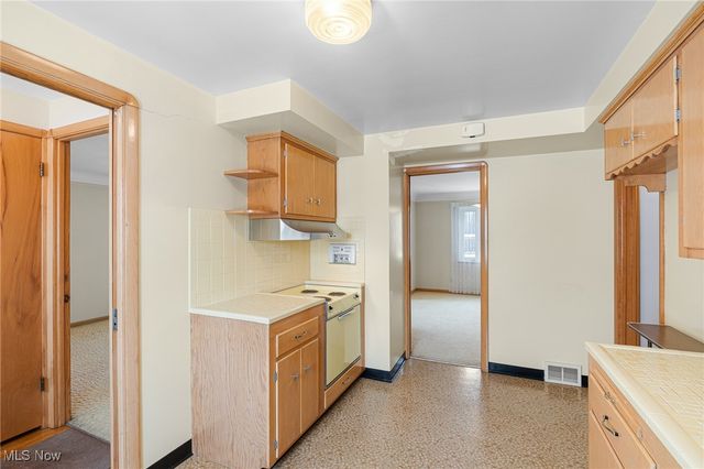 5903 Warwick Drive, Parma, OH 44129