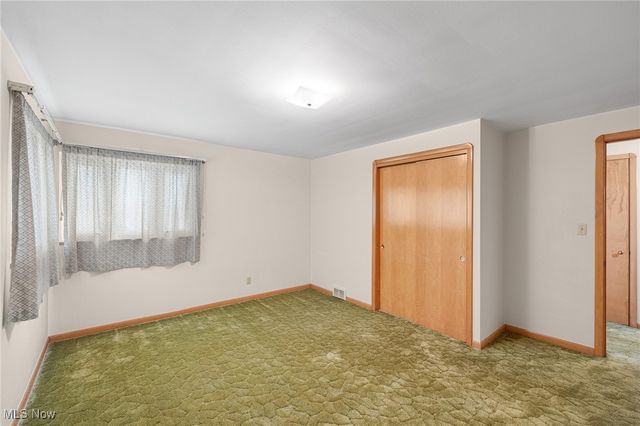 5903 Warwick Drive, Parma, OH 44129