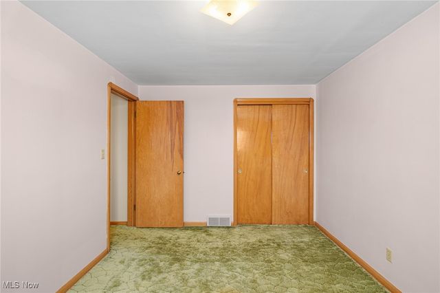 5903 Warwick Drive, Parma, OH 44129