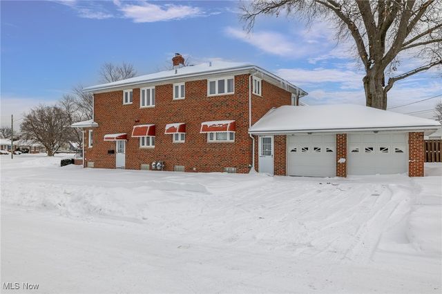 5903 Warwick Drive, Parma, OH 44129