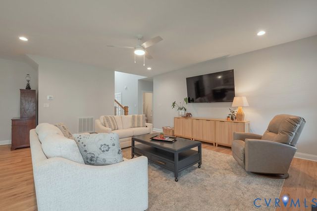 11104 Cliff Park Ct, Ashland, VA 23005
