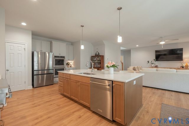 11104 Cliff Park Ct, Ashland, VA 23005