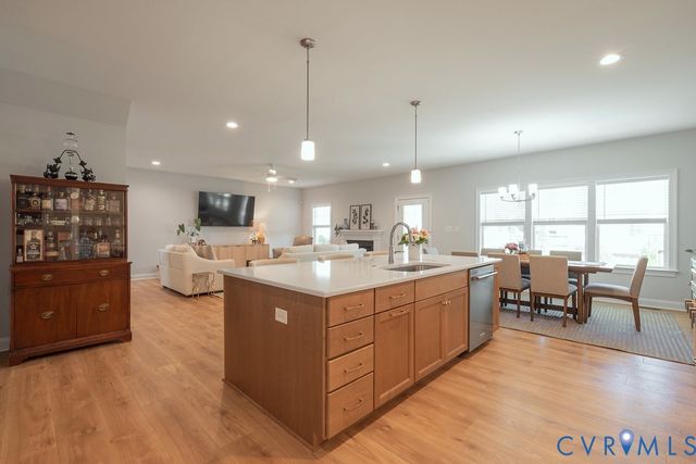 11104 Cliff Park Ct, Ashland, VA 23005